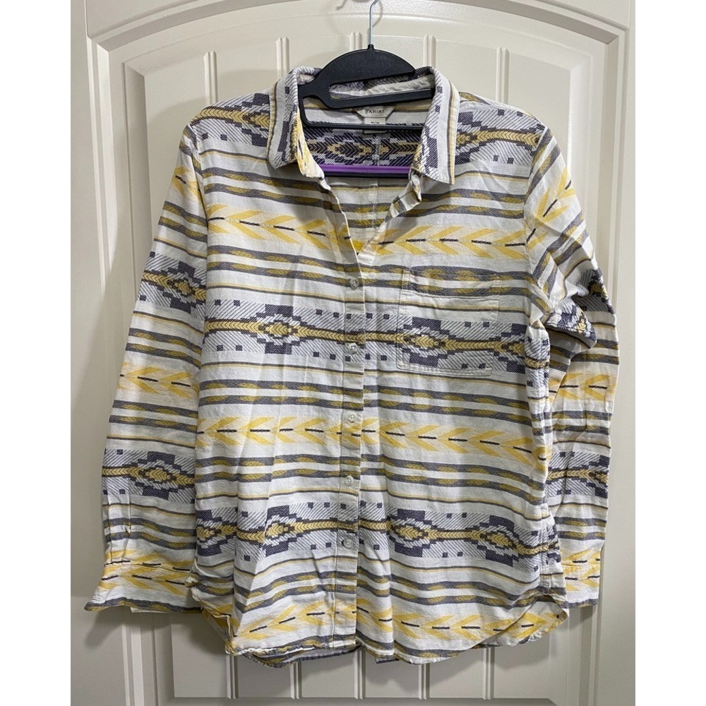 Ariat Women's M Yellow Western Aztec Geometric Long Sleeve Button Back‎ Shirt